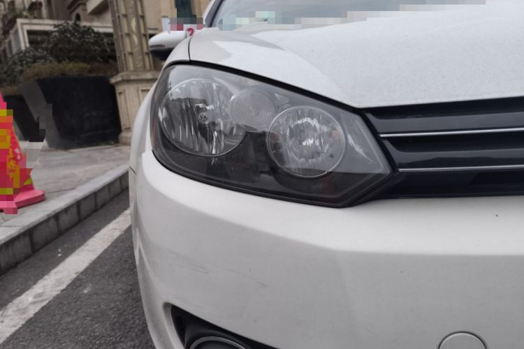 Used Volkswagen Golf 2012 1.6L Automatic Comfort Model Right Front Headlight