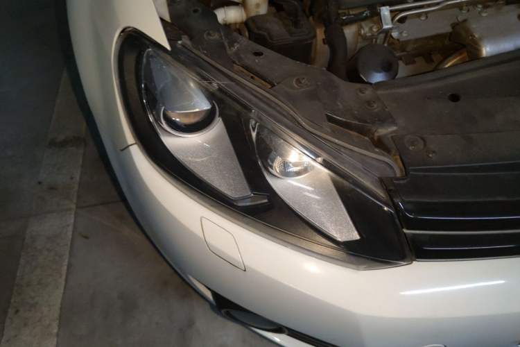 Used Volkswagen Golf 2012 1.4TSI Automatic Luxury Edition Right Front Headlight