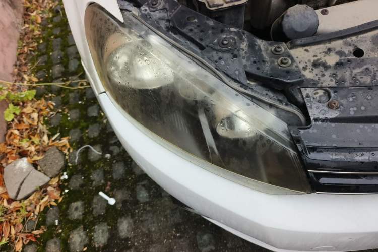 Used Volkswagen Golf 2012 1.6L Automatic Comfort Model Right Front Headlight
