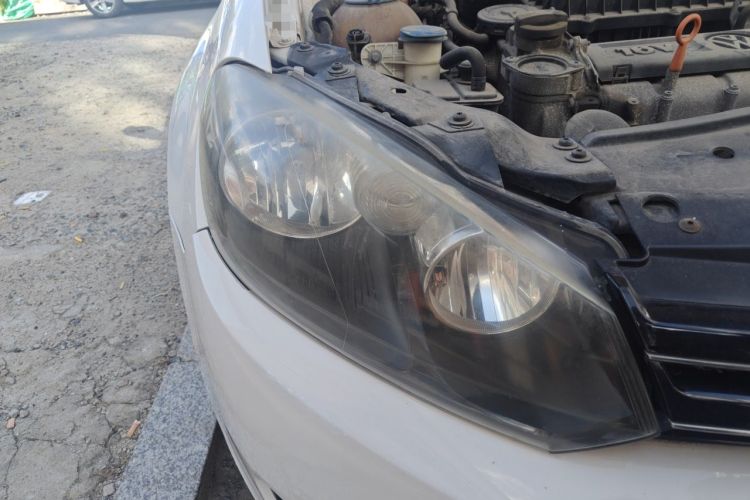 Used Volkswagen Golf 2012 1.6L Automatic Fashion Model Right Front Headlight