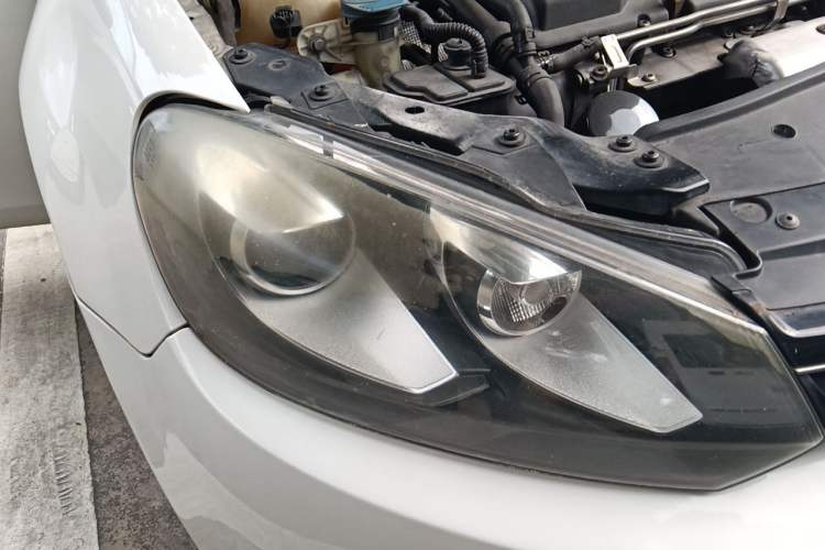 Used Volkswagen Golf 2012 1.4 TSI Manual Comfort Edition Right Front Headlight
