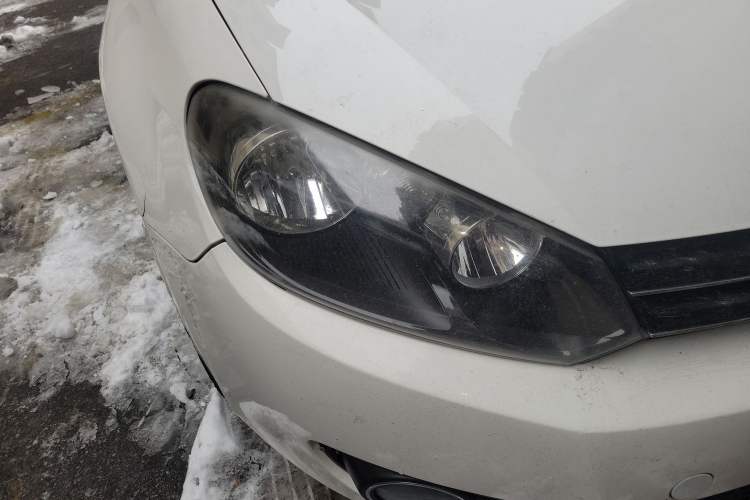 Used Volkswagen Golf 2012 1.6L Automatic Comfort Model Right Front Headlight