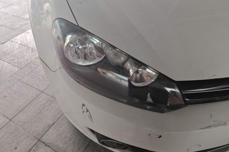 Used Volkswagen Golf 2012 1.6L Automatic Comfort Model Right Front Headlight