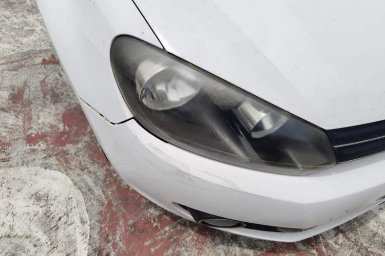 Used Volkswagen Golf 2012 1.6L Automatic Comfort Model Right Front Headlight