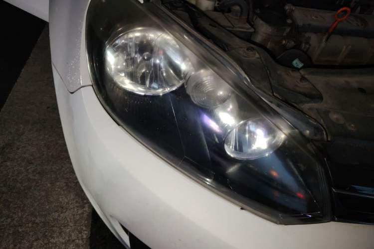 Used Volkswagen Golf 2012 1.6L Automatic Fashion Model Right Front Headlight