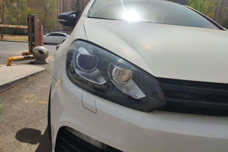Used Volkswagen Golf 2012 1.6 Manual Comfort Edition Right Front Headlight