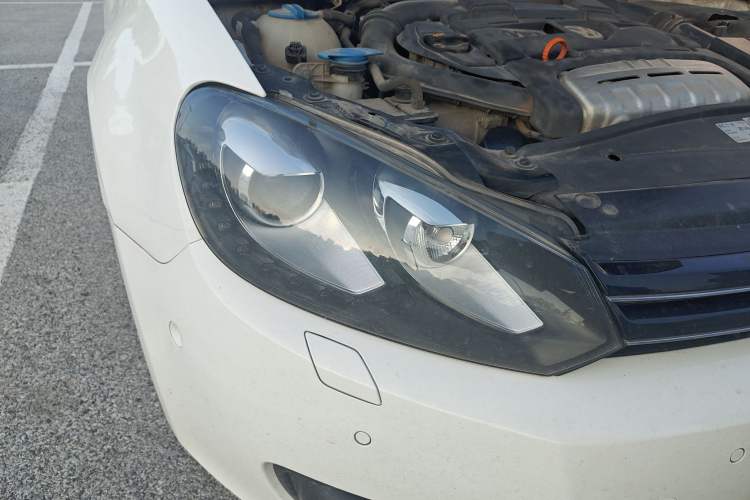 Used Volkswagen Golf 2012 1.4TSI Luxury Convertible Edition Right Front Headlight