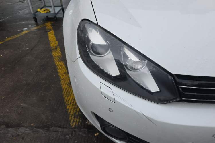 Used Volkswagen Golf 2012 1.4TSI Luxury Convertible Edition Right Front Headlight