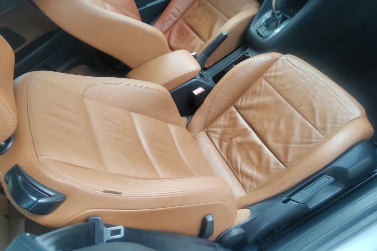 Used Volkswagen Golf 2012 1.4TSI Luxury Convertible Edition Right Front Seat
