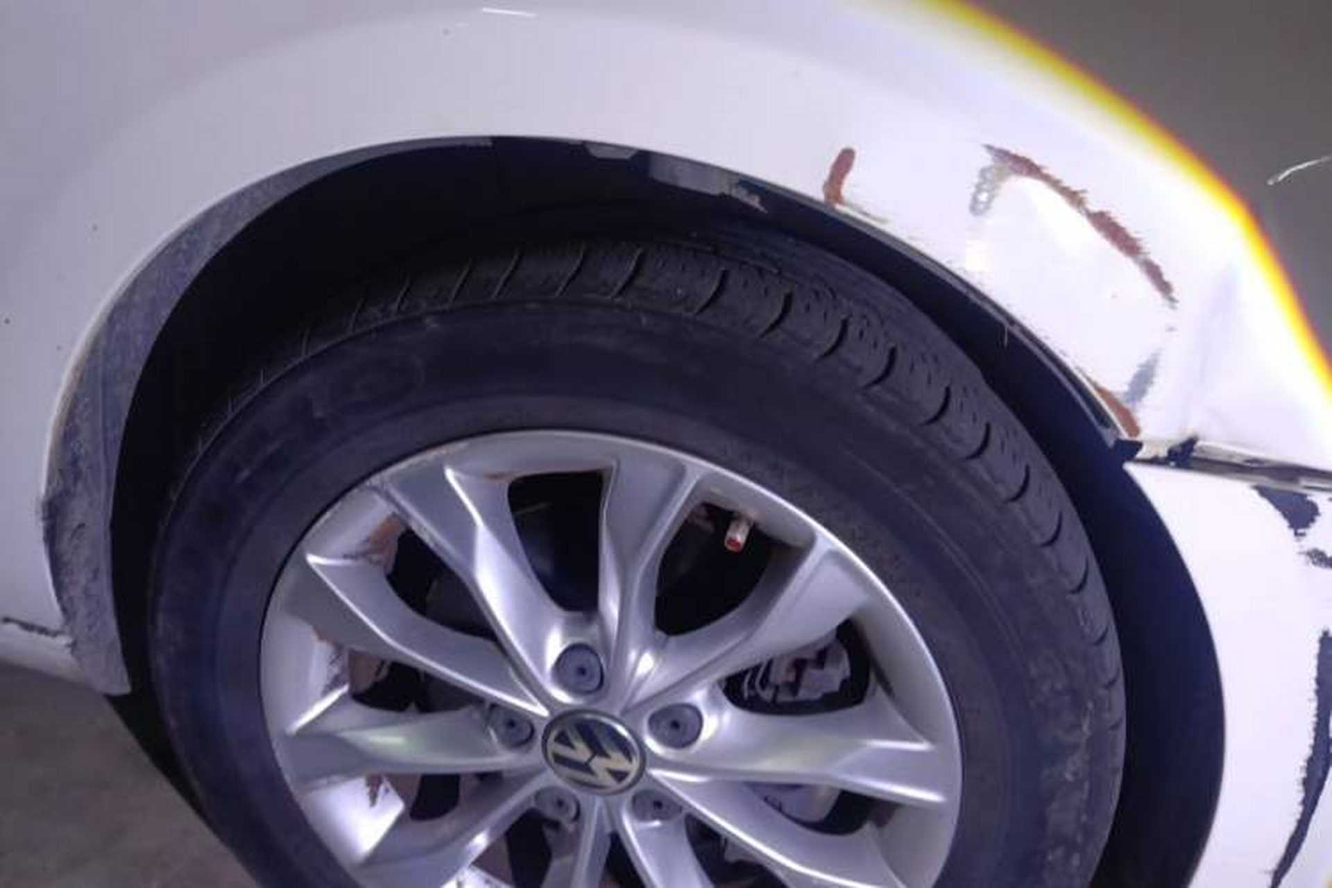 Used Volkswagen Golf 2012 1.4 TSI Automatic Comfort Edition Right Front Wheel Hub
