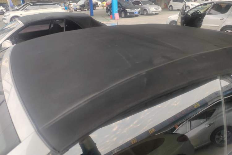 Used Volkswagen Golf 2012 1.4TSI Luxury Convertible Edition Roof