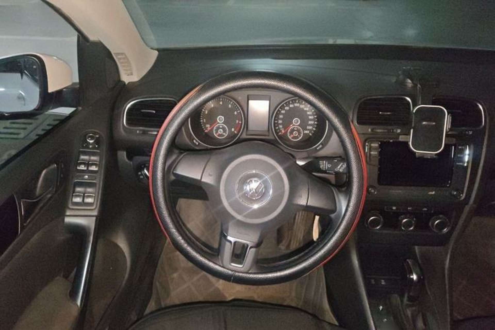 Used Volkswagen Golf 2012 1.6L Automatic Comfort Model Steering Wheel