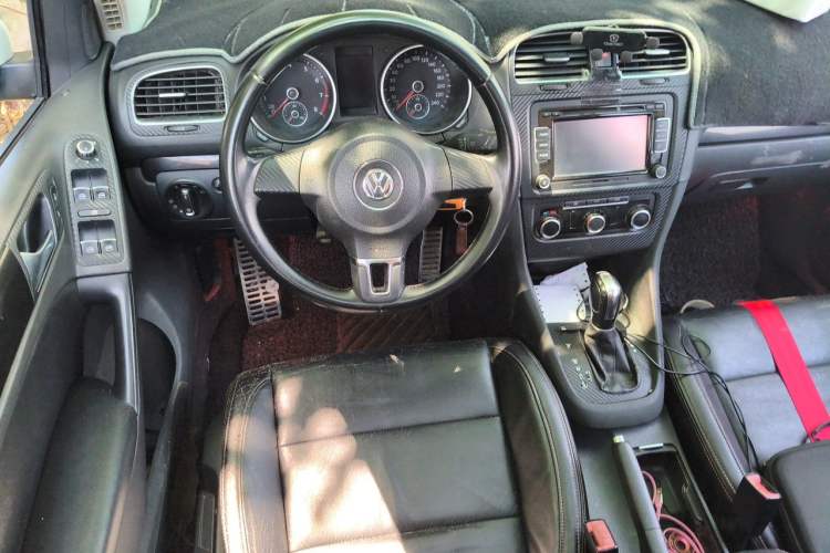 Used Volkswagen Golf 2012 1.4 TSI Automatic Comfort Edition Steering Wheel