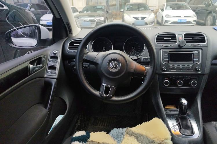 Used Volkswagen Golf 2012 1.4 TSI Automatic Comfort Edition Steering Wheel