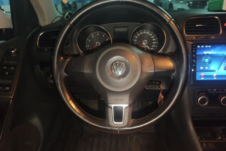 Used Volkswagen Golf 2012 1.6L Automatic Comfort Model Steering Wheel
