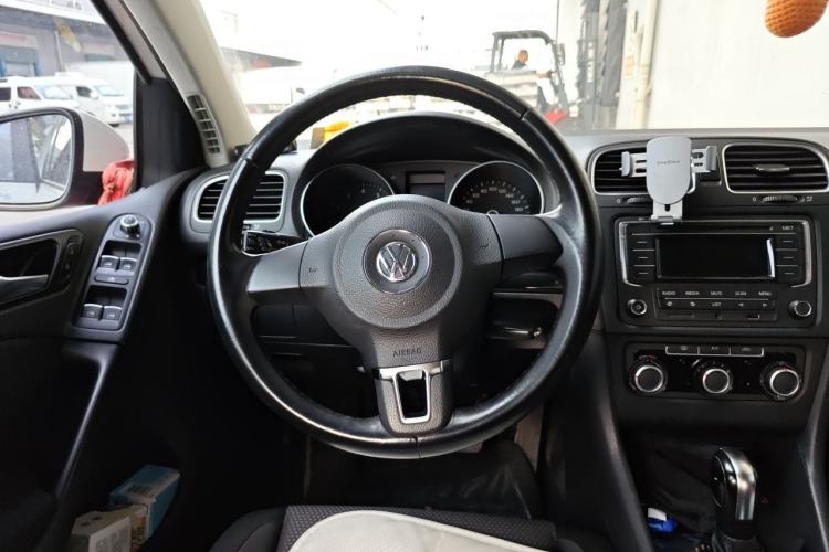 Used Volkswagen Golf 2012 1.6L Automatic Comfort Model Steering Wheel