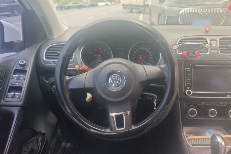 Used Volkswagen Golf 2012 1.6L Automatic Comfort Model Steering Wheel