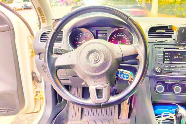 Used Volkswagen Golf 2012 1.6L Automatic Comfort Model Steering Wheel