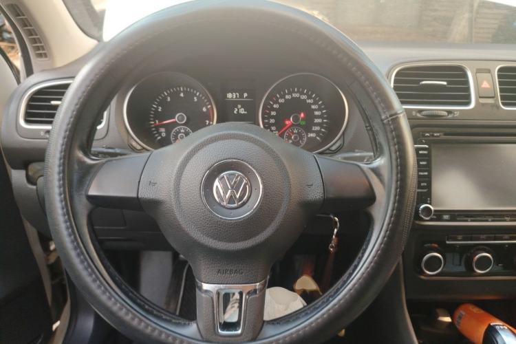 Used Volkswagen Golf 2012 1.4 TSI Automatic Comfort Edition Steering Wheel