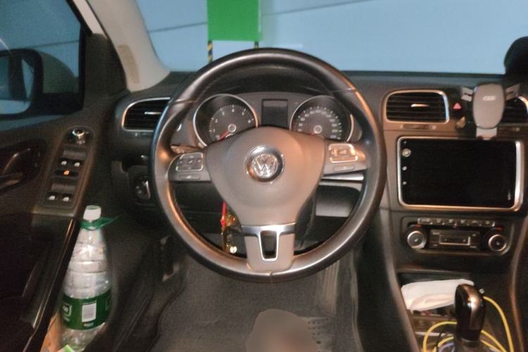 Used Volkswagen Golf 2012 1.6L Automatic Comfort Model Steering Wheel