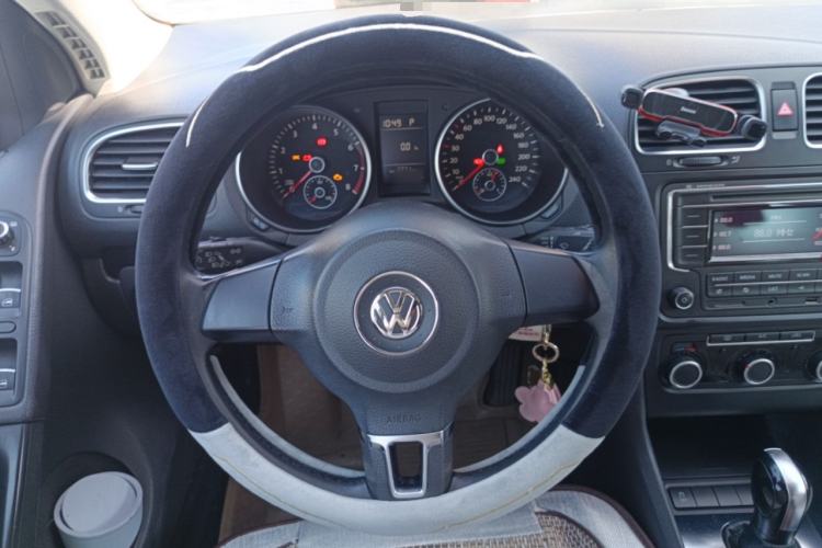 Used Volkswagen Golf 2012 1.6L Automatic Comfort Model Steering Wheel