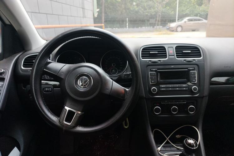 Used Volkswagen Golf 2012 1.6 Manual Comfort Edition Steering Wheel