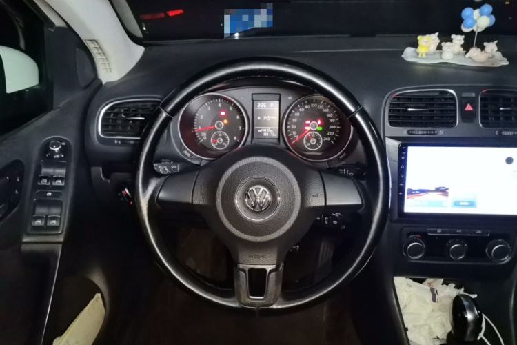 Used Volkswagen Golf 2012 1.6L Automatic Comfort Model Steering Wheel