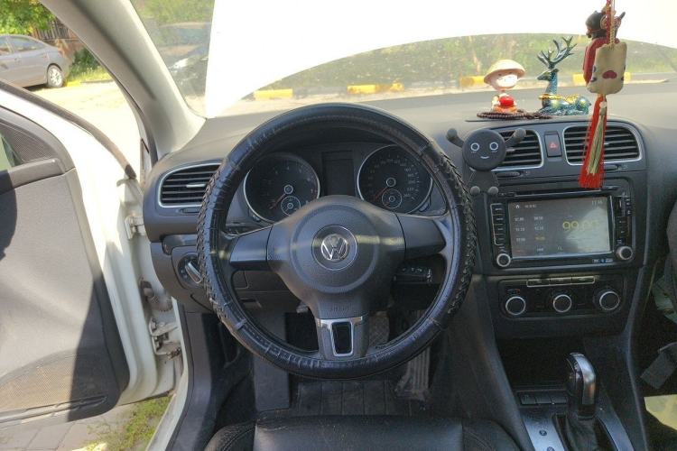 Used Volkswagen Golf 2012 1.4 TSI Automatic Comfort Edition Steering Wheel