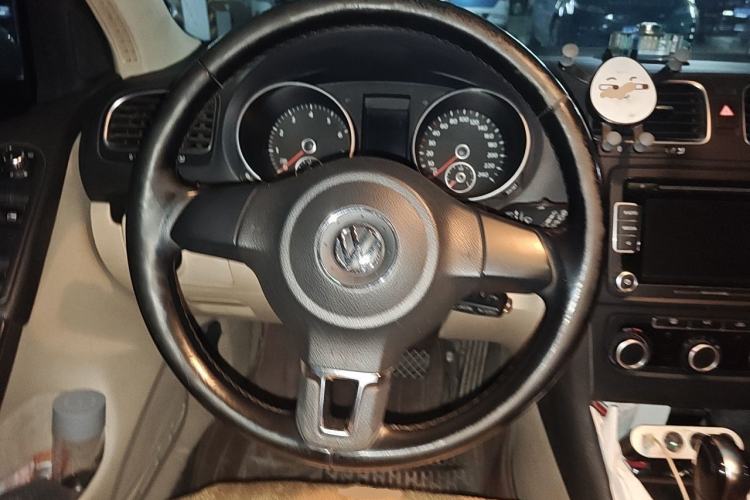 Used Volkswagen Golf 2012 1.6L Automatic Comfort Model Steering Wheel