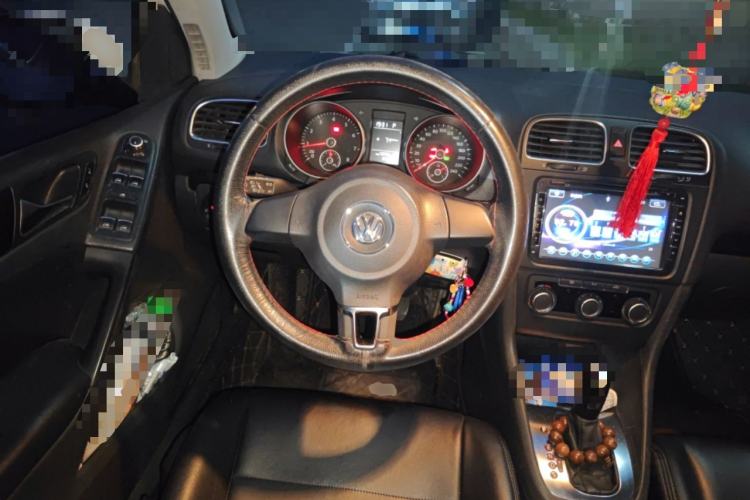 Used Volkswagen Golf 2012 1.6L Automatic Comfort Model Steering Wheel