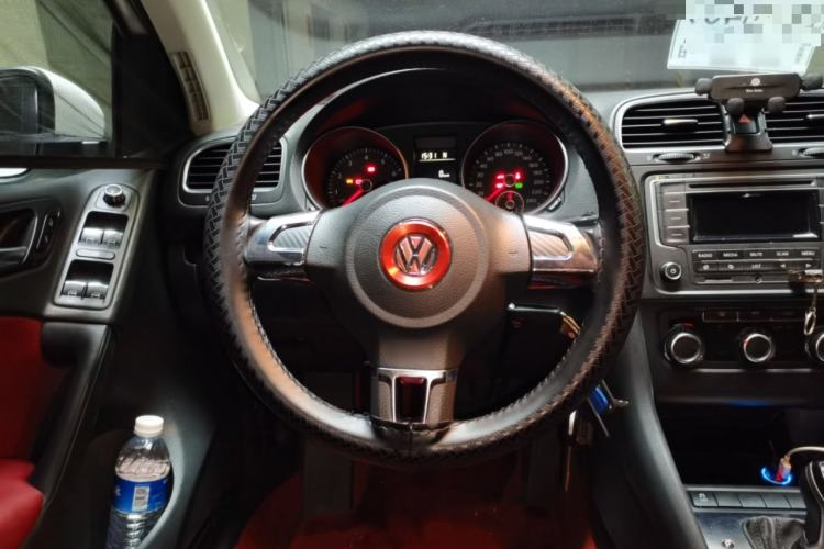 Used Volkswagen Golf 2012 1.6L Automatic Comfort Model Steering Wheel
