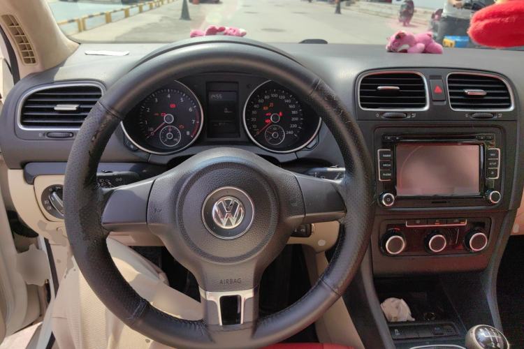 Used Volkswagen Golf 2012 1.6 Manual Comfort Edition Steering Wheel