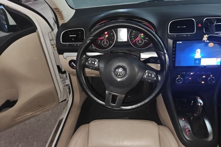 Used Volkswagen Golf 2012 1.4TSI Automatic Luxury Edition Steering Wheel