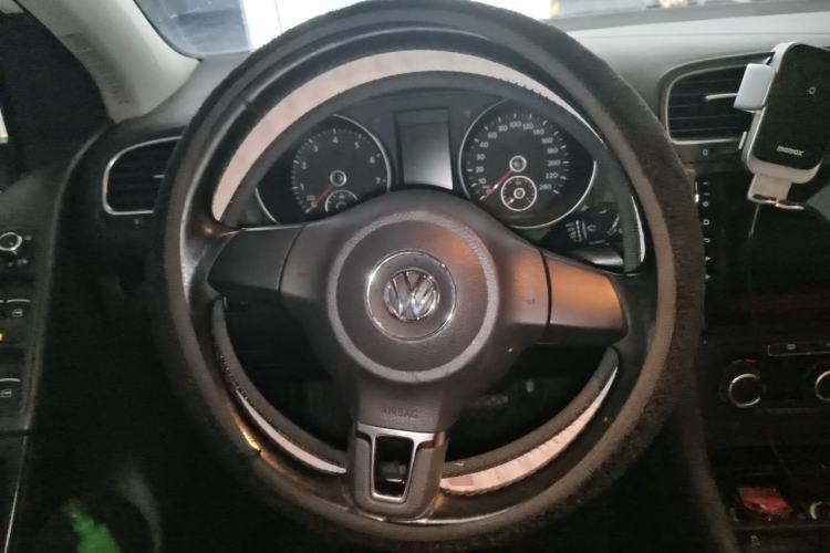 Used Volkswagen Golf 2012 1.6L Automatic Comfort Model Steering Wheel