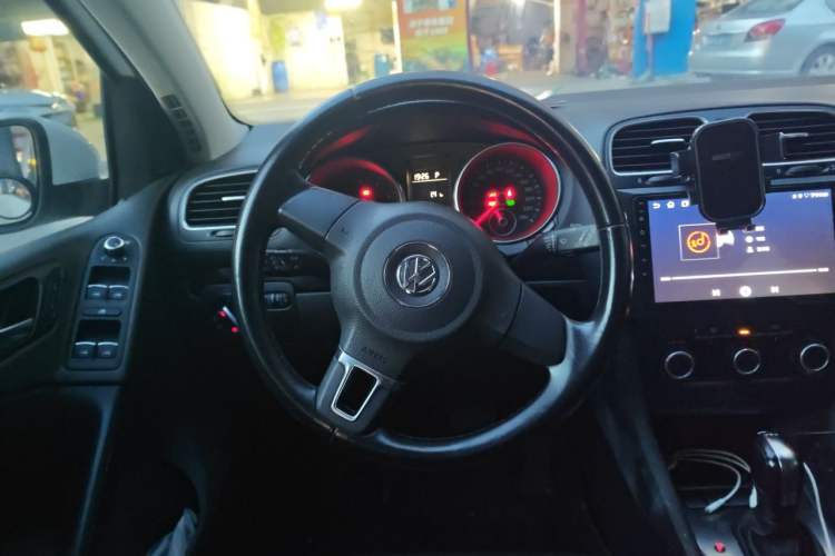 Used Volkswagen Golf 2012 1.4 TSI Automatic Comfort Edition Steering Wheel