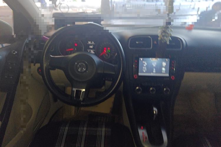 Used Volkswagen Golf 2012 1.6L Automatic Comfort Model Steering Wheel