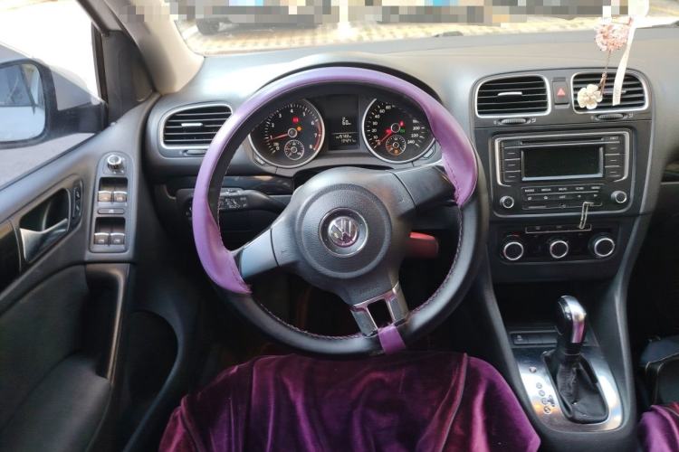 Used Volkswagen Golf 2012 1.6L Automatic Comfort Model Steering Wheel