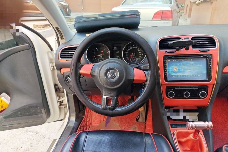 Used Volkswagen Golf 2012 1.6 Manual Comfort Edition Steering Wheel