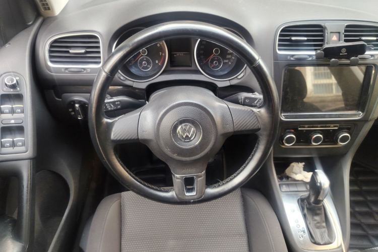 Used Volkswagen Golf 2012 1.6L Automatic Comfort Model Steering Wheel