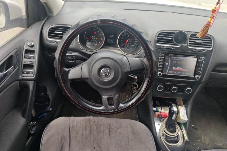 Used Volkswagen Golf 2012 1.6L Automatic Comfort Model Steering Wheel