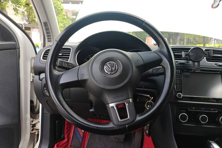 Used Volkswagen Golf 2012 1.4 TSI Automatic Comfort Edition Steering Wheel