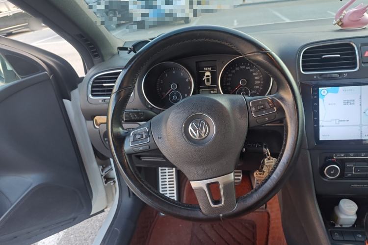 Used Volkswagen Golf 2012 1.4TSI Luxury Convertible Edition Steering Wheel