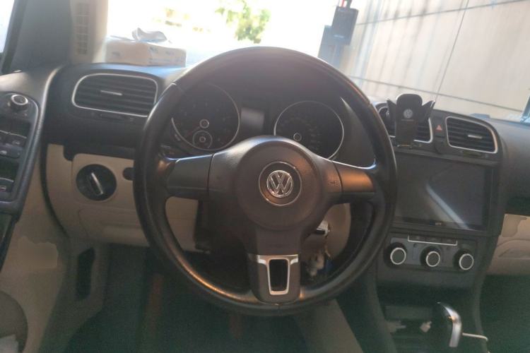 Used Volkswagen Golf 2012 1.6L Automatic Comfort Model Steering Wheel