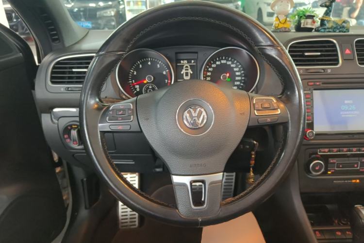 Used Volkswagen Golf 2012 1.4TSI Luxury Convertible Edition Steering Wheel