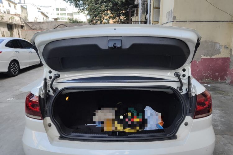 Used Volkswagen Golf 2012 1.4TSI Comfort Convertible Edition Trunk