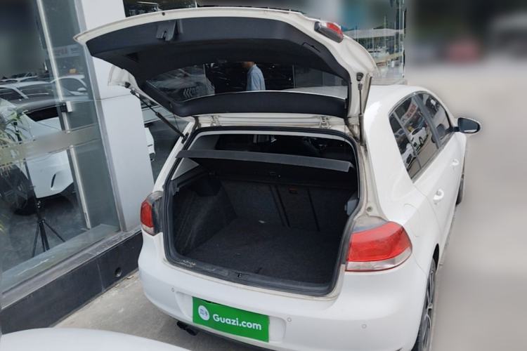 Used Volkswagen Golf 2012 1.4TSI Automatic Luxury Edition Trunk
