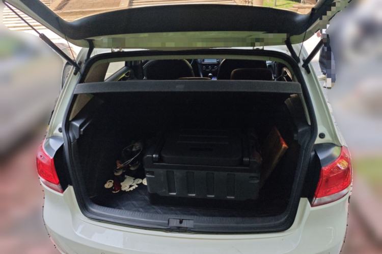 Used Volkswagen Golf 2012 1.6 Manual Comfort Edition Trunk