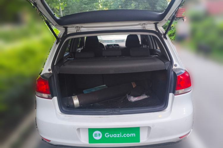 Used Volkswagen Golf 2012 1.6 Manual Comfort Edition Trunk