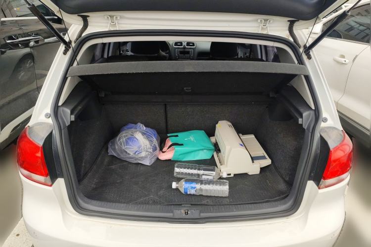 Used Volkswagen Golf 2012 1.4 TSI Automatic Comfort Edition Trunk
