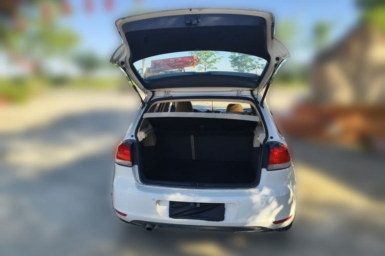 Used Volkswagen Golf 2012 1.4 TSI Automatic Comfort Edition Trunk